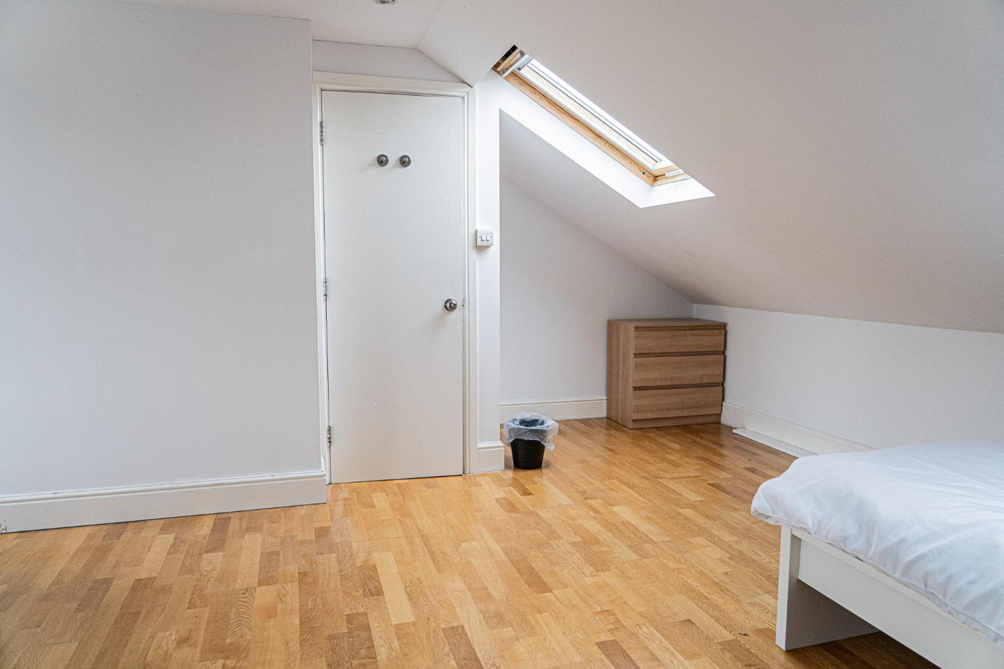 Hackney Houseshare Apartment *